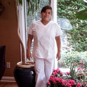 Meet your Posher, Nicolasa